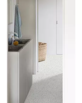 APS12418 Roots Lugano 46910 White