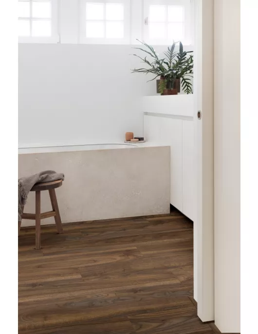 APS13123 English Walnut 20896 Wood